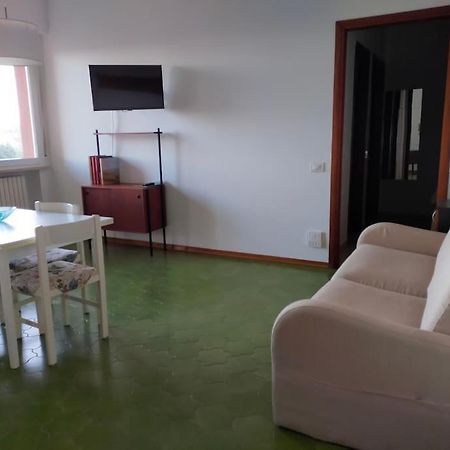 페자로 Casa Di Baia 아파트 외부 사진